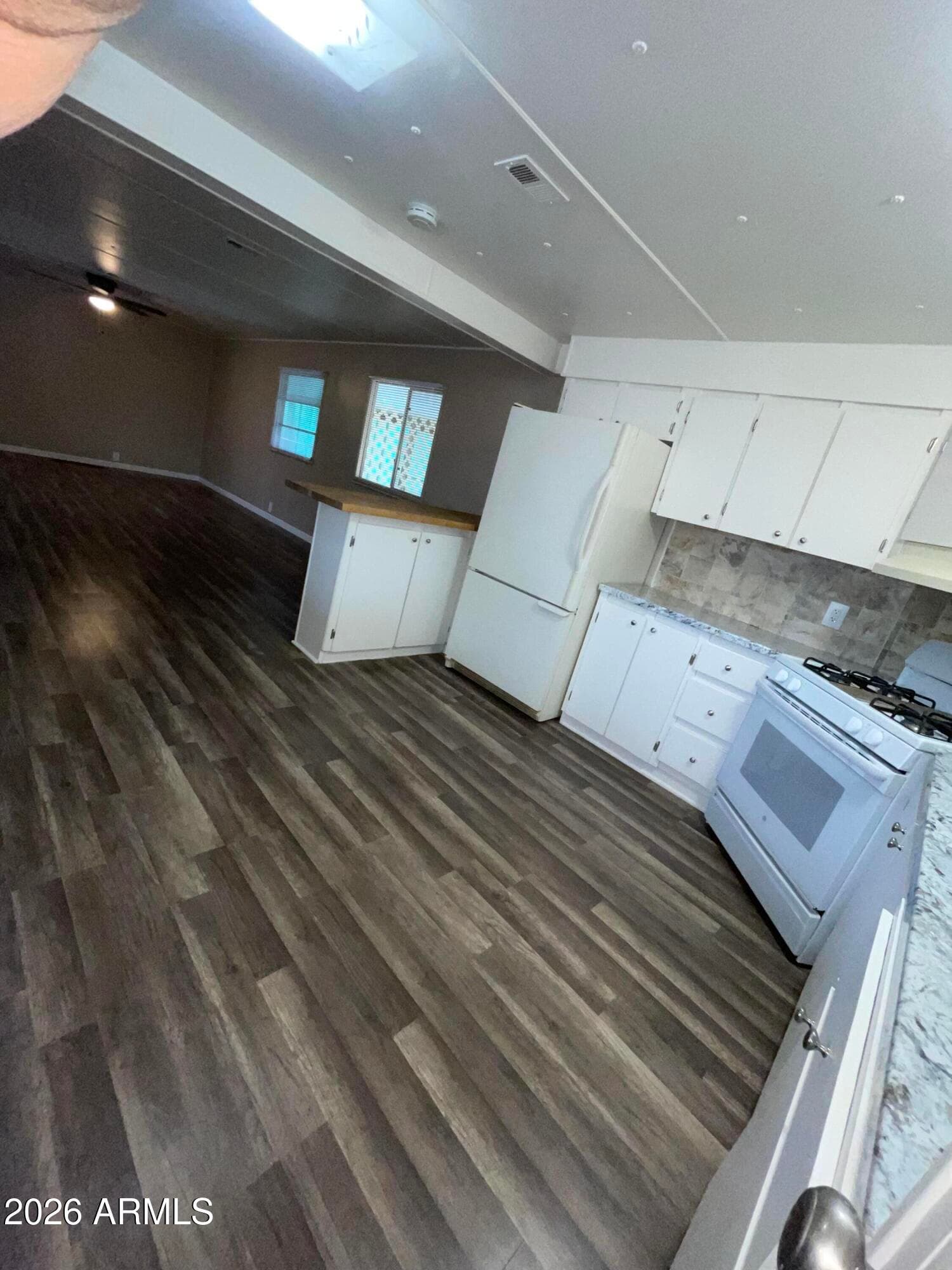 34270 S BERTHA Street, Black Canyon City, AZ 85324 — photo 9 of 31