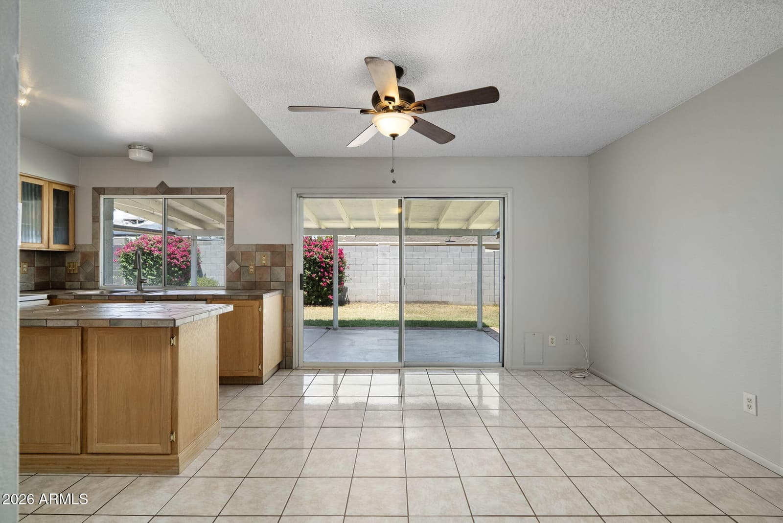 2932 E PERSHING Avenue, Phoenix, AZ 85032 — photo 11 of 38