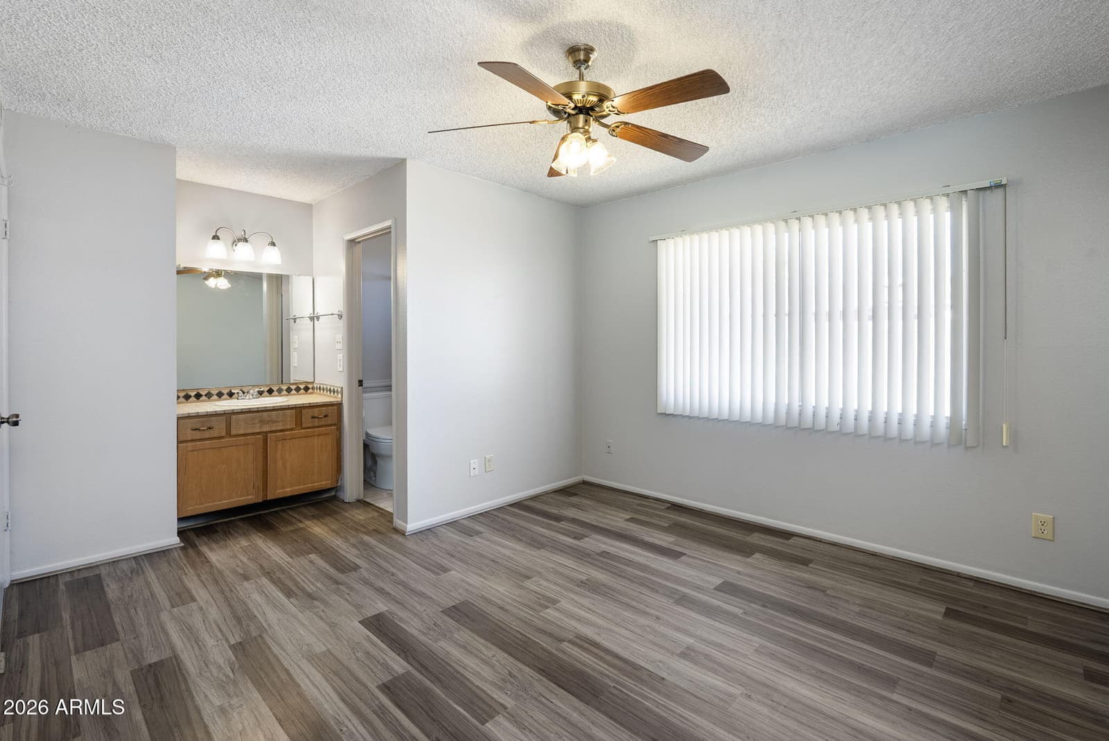 2932 E PERSHING Avenue, Phoenix, AZ 85032 — photo 15 of 38