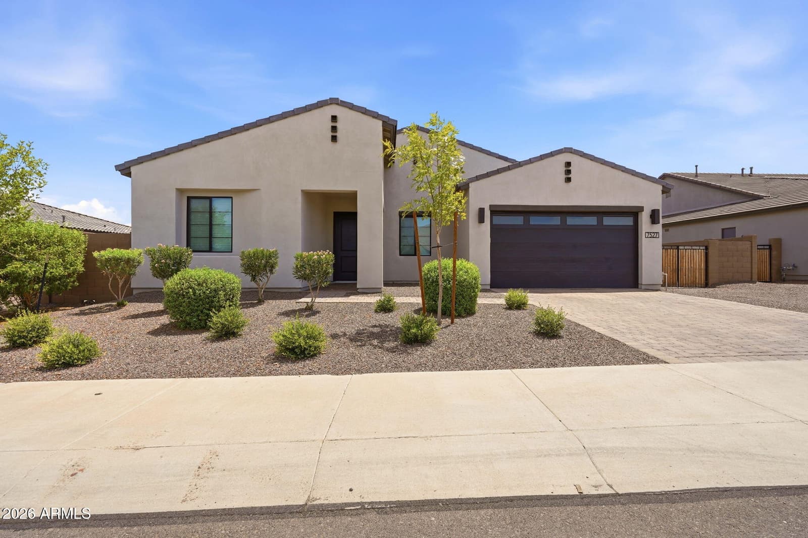 7527 N 84TH Avenue, Glendale, AZ 85305 — photo 3 of 60
