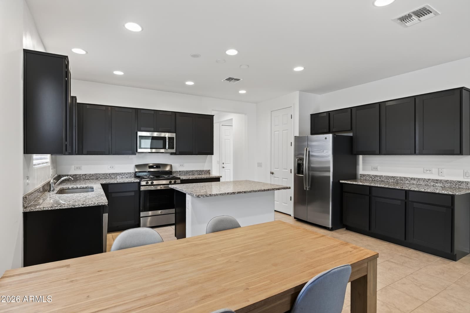 6484 E VIA JARDIN VERDE, Tucson, AZ 85756 — photo 3 of 56