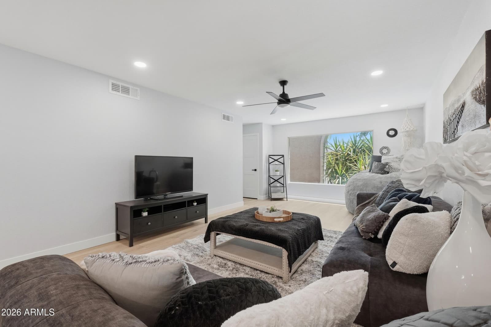 7113 N VIA DE PAESIA, Scottsdale, AZ 85258 — photo 12 of 38