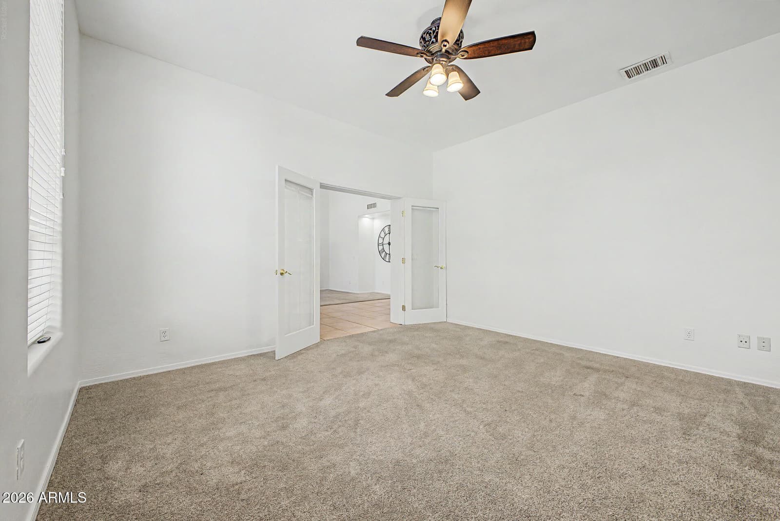 2103 W HAWKEN Way, Chandler, AZ 85286 — photo 9 of 38