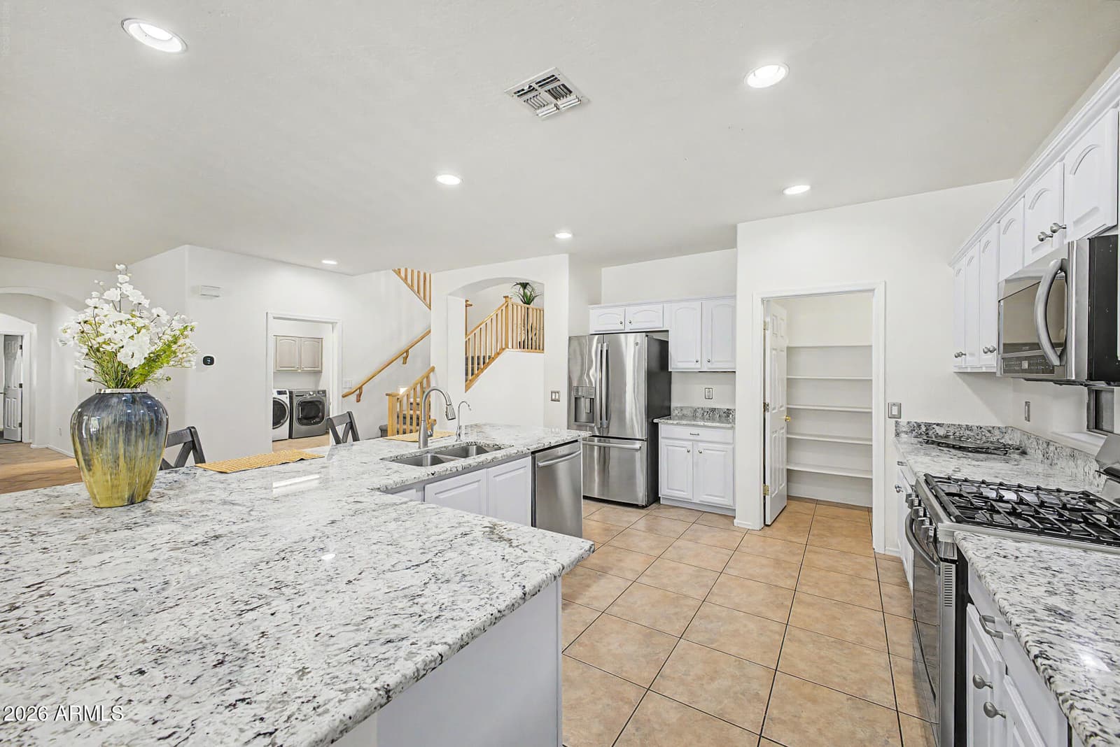 2103 W HAWKEN Way, Chandler, AZ 85286 — photo 12 of 38