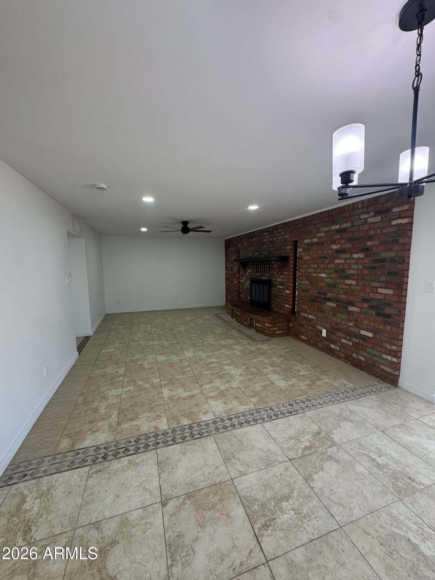 3026 N 40TH Drive, Phoenix, AZ 85019 — photo 6 of 15