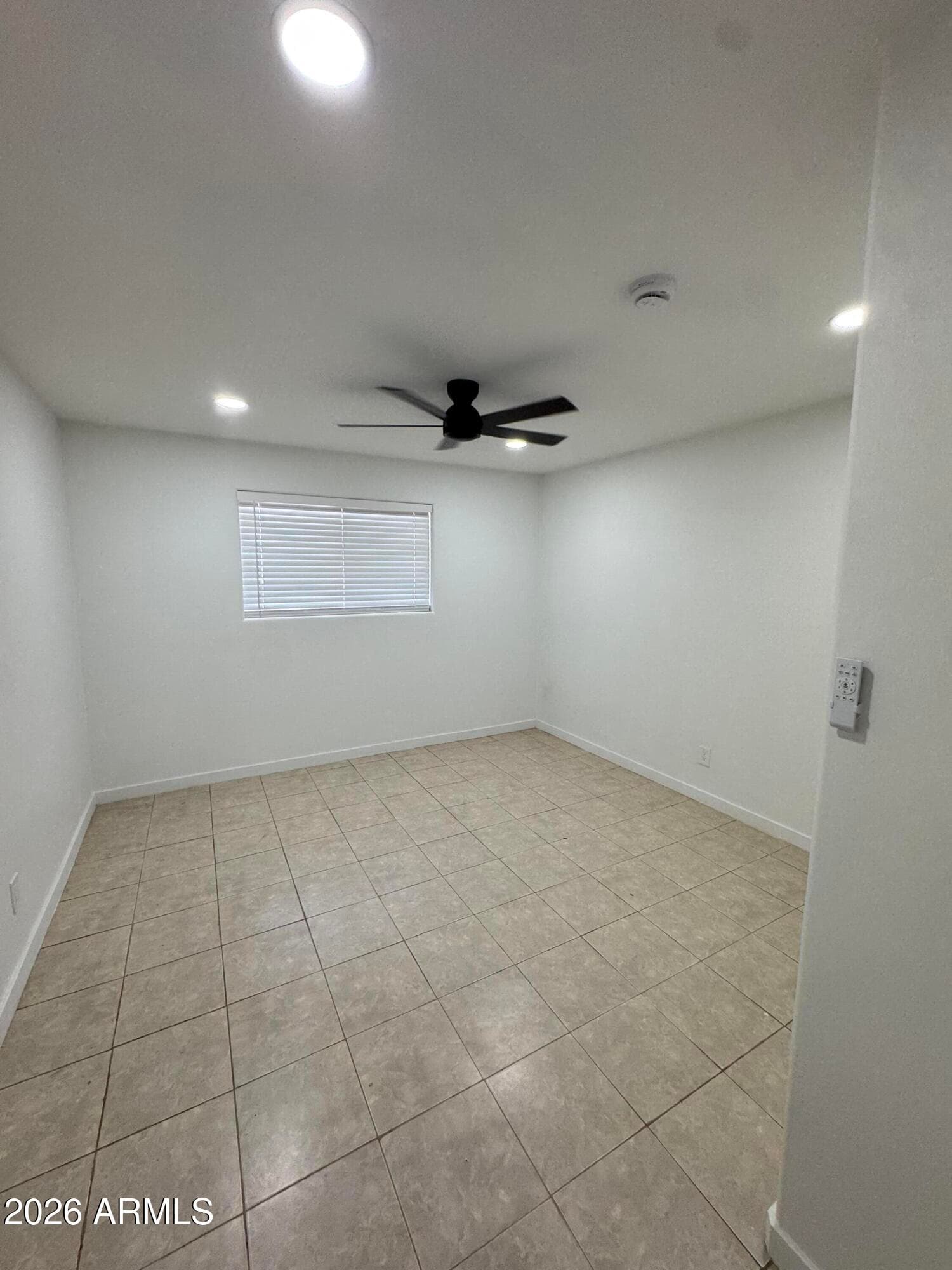 3026 N 40TH Drive, Phoenix, AZ 85019 — photo 8 of 15