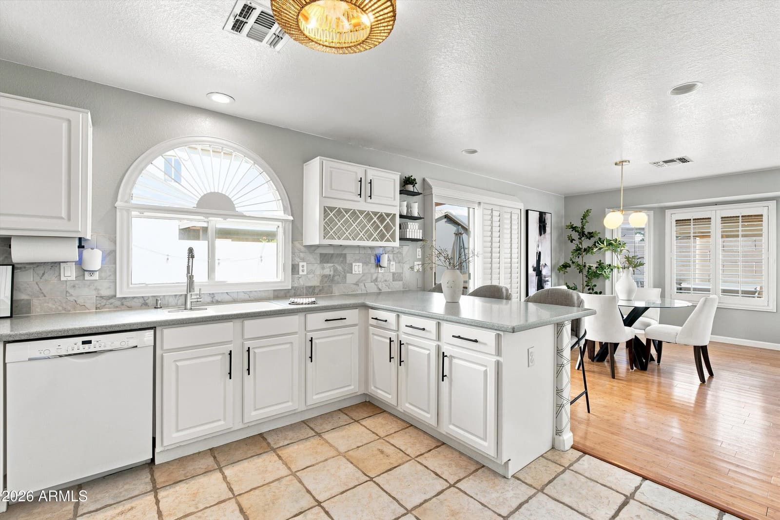16036 N 11TH Avenue 1085, Phoenix, AZ 85023 — photo 11 of 28