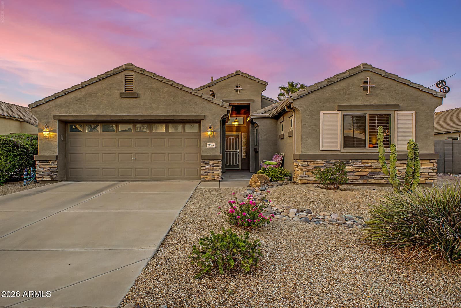 29115 N MOUNTAIN VIEW Road, San Tan Valley, AZ 85143 — photo 1 of 32