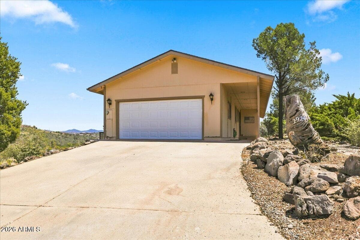 2924 Dell View Lane, Prescott, AZ 86305 — photo 2 of 22