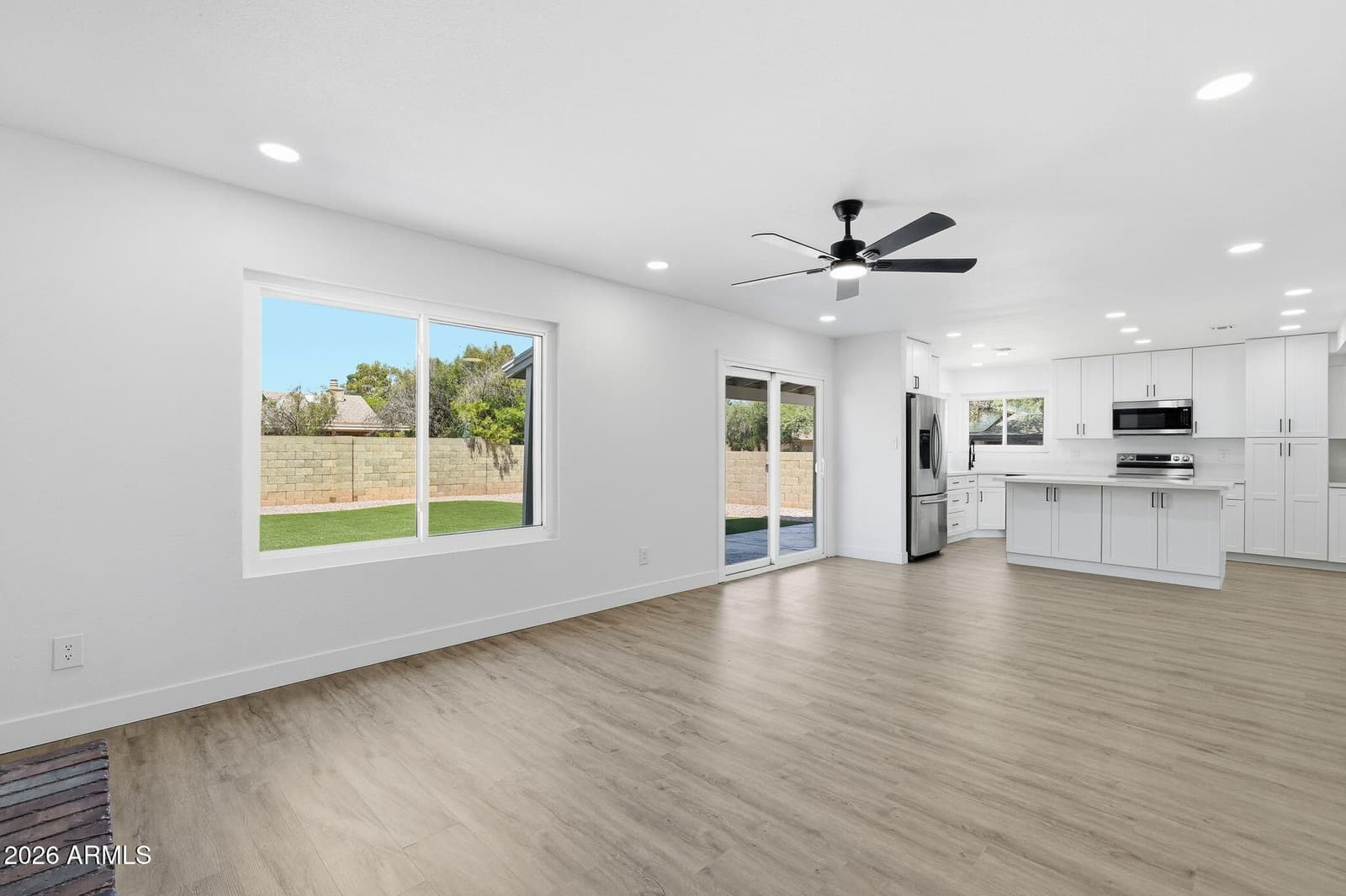 2134 S CHOLLA, Mesa, AZ 85202 — photo 11 of 41