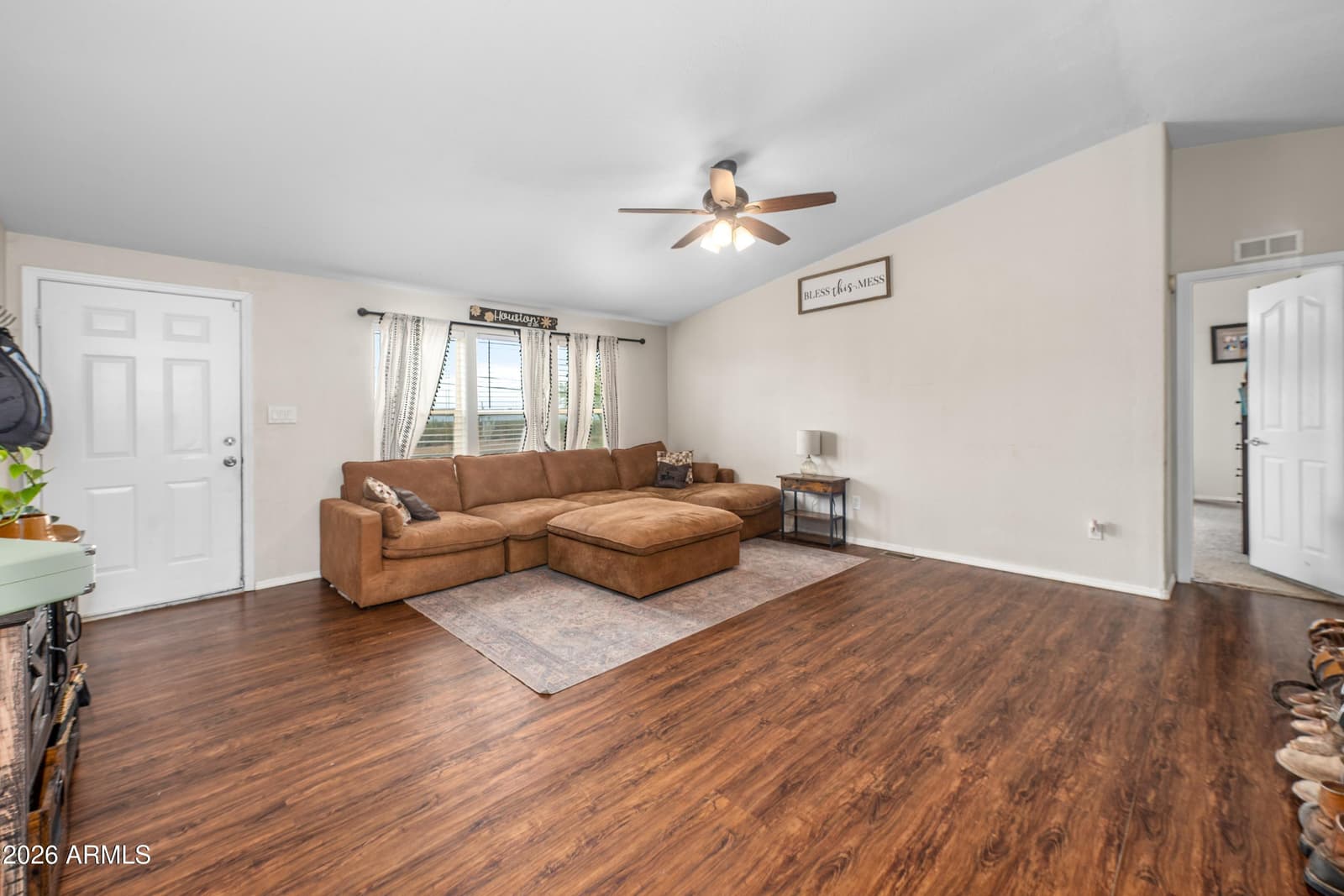 730 W MCKELLIPS Boulevard, Apache Junction, AZ 85120 — photo 4 of 27