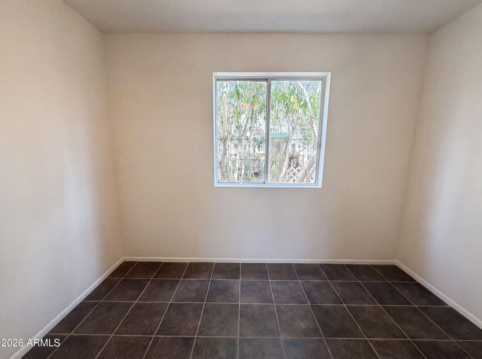 19825 N 5TH Drive, Phoenix, AZ 85027 — photo 11 of 23