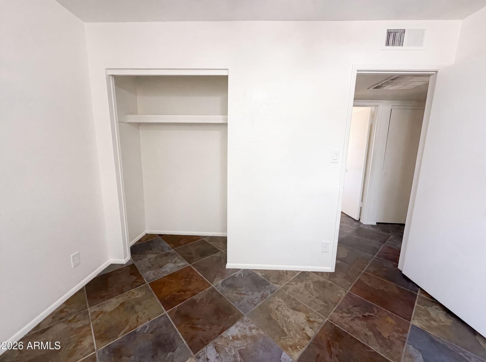 19825 N 5TH Drive, Phoenix, AZ 85027 — photo 14 of 23