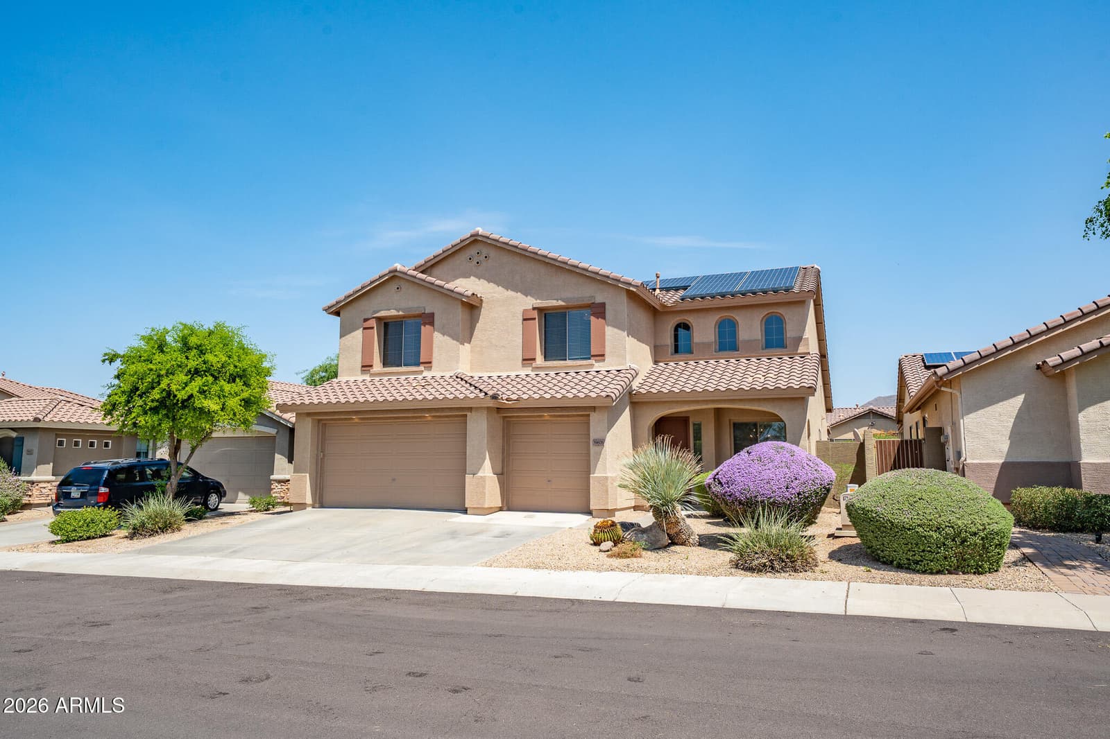 39608 N LOST LEGEND Drive, Phoenix, AZ 85086 — photo 1 of 48