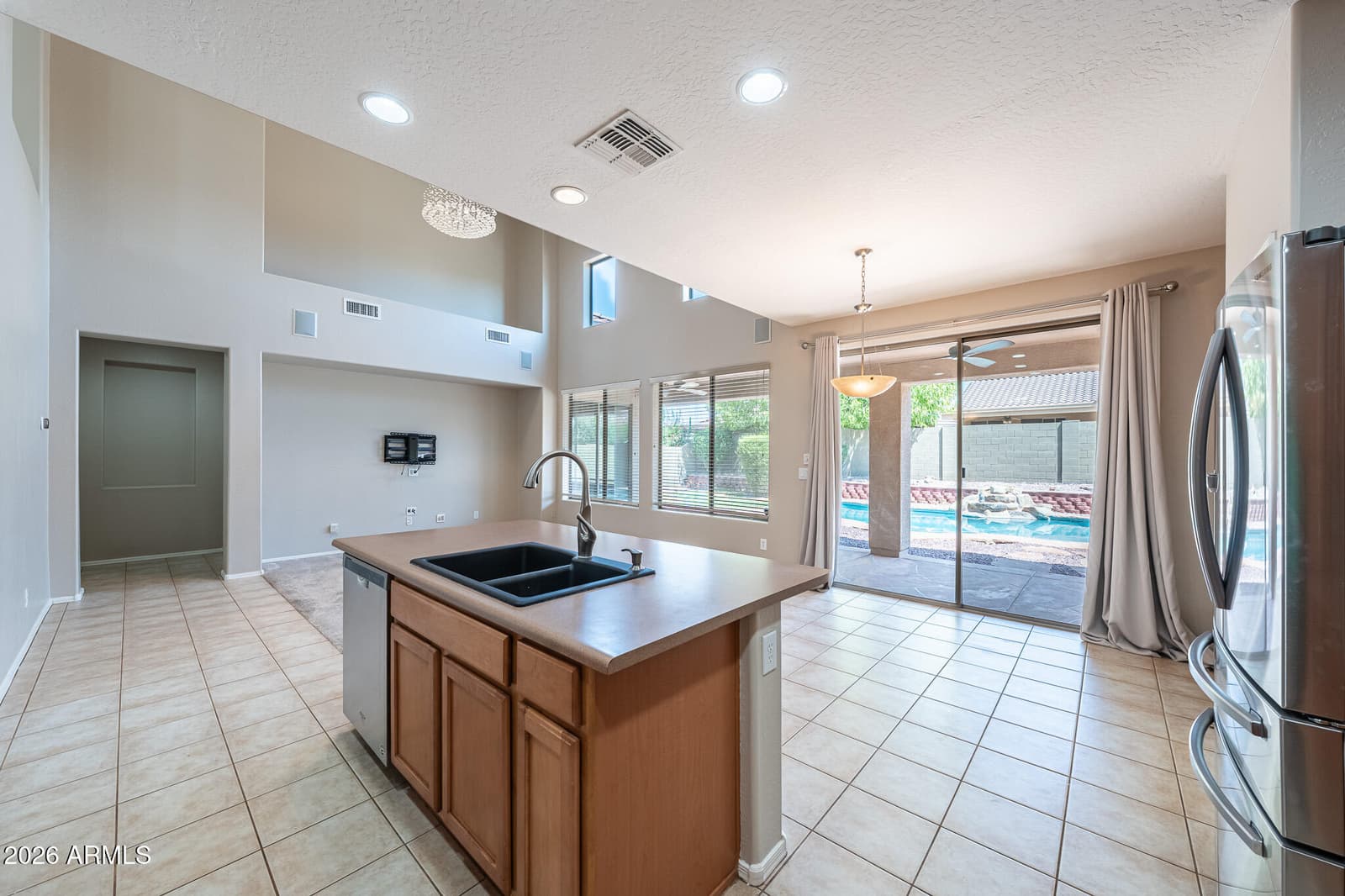 39608 N LOST LEGEND Drive, Phoenix, AZ 85086 — photo 13 of 48