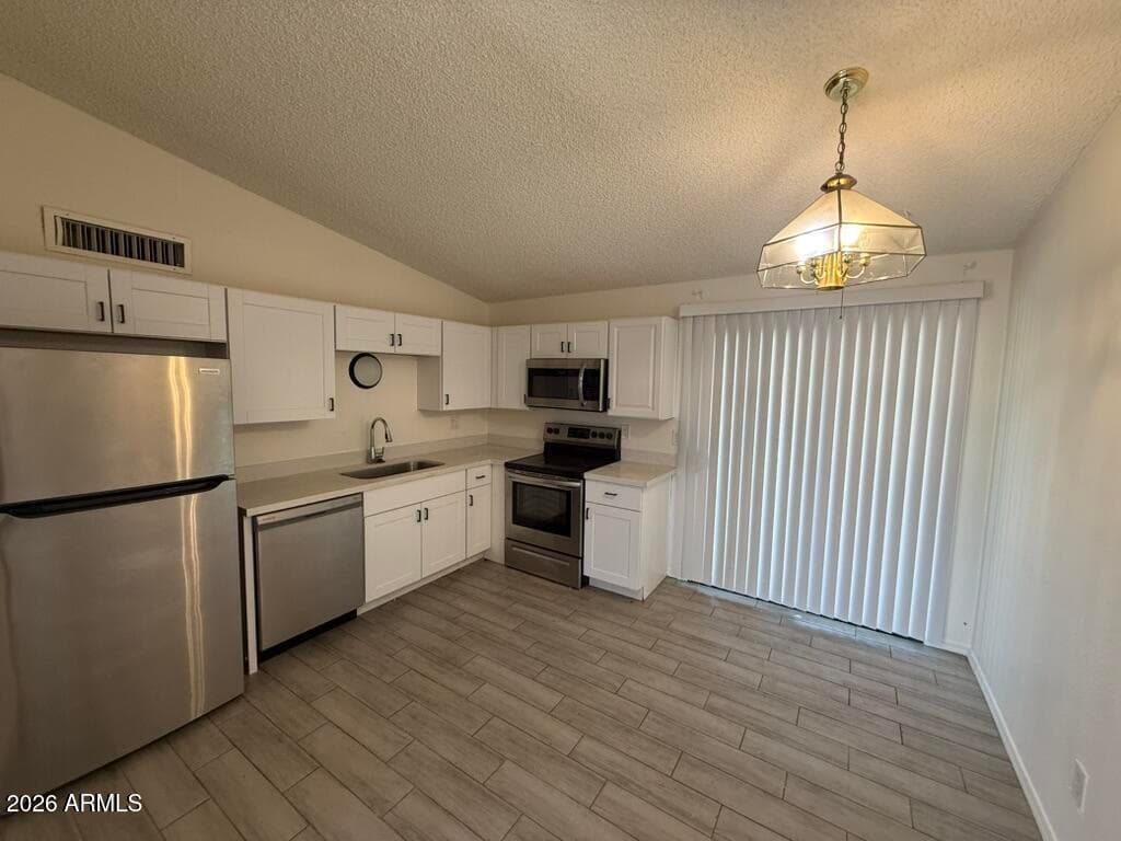 6711 W OSBORN Road 78, Phoenix, AZ 85033 — photo 1 of 4