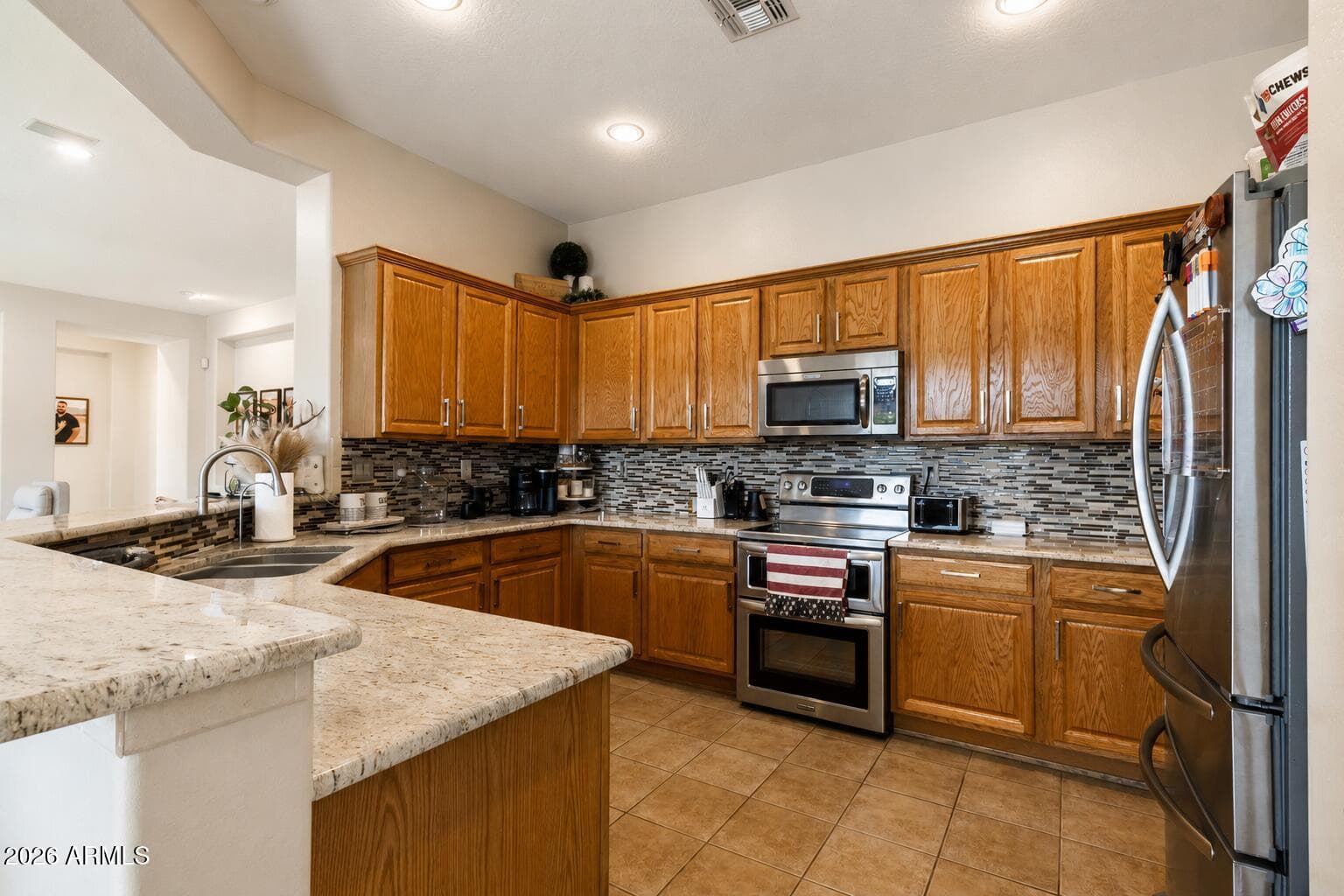 2422 W CLEARVIEW Trail, Anthem, AZ 85086 — photo 9 of 43