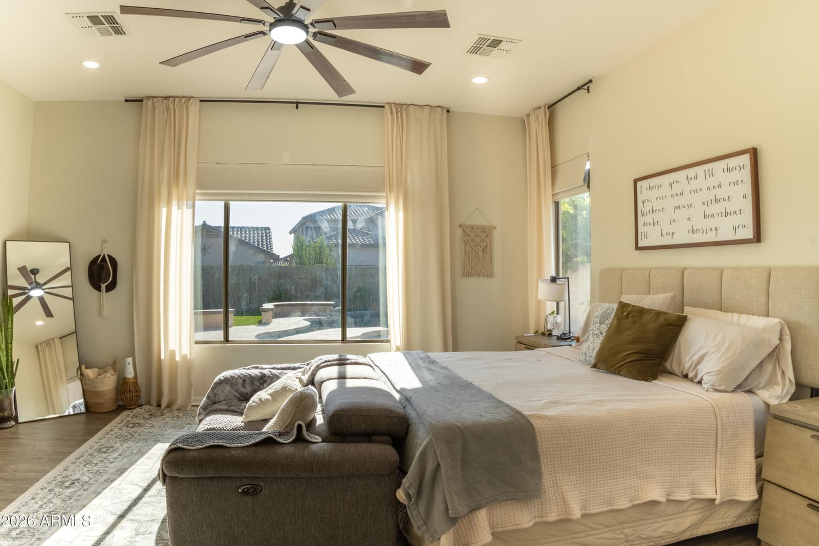 2422 W CLEARVIEW Trail, Anthem, AZ 85086 — photo 16 of 43