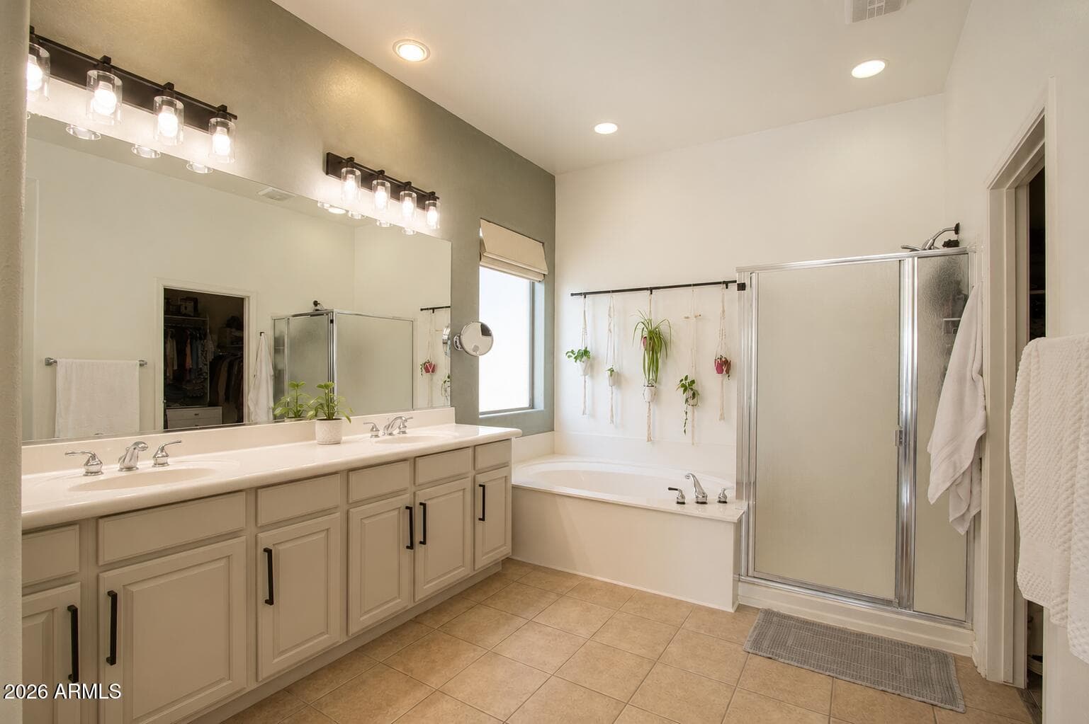 2422 W CLEARVIEW Trail, Anthem, AZ 85086 — photo 17 of 43