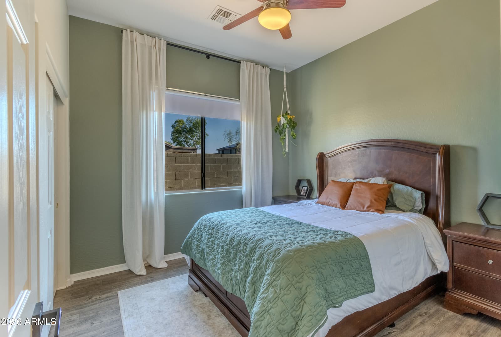 2422 W CLEARVIEW Trail, Anthem, AZ 85086 — photo 20 of 43