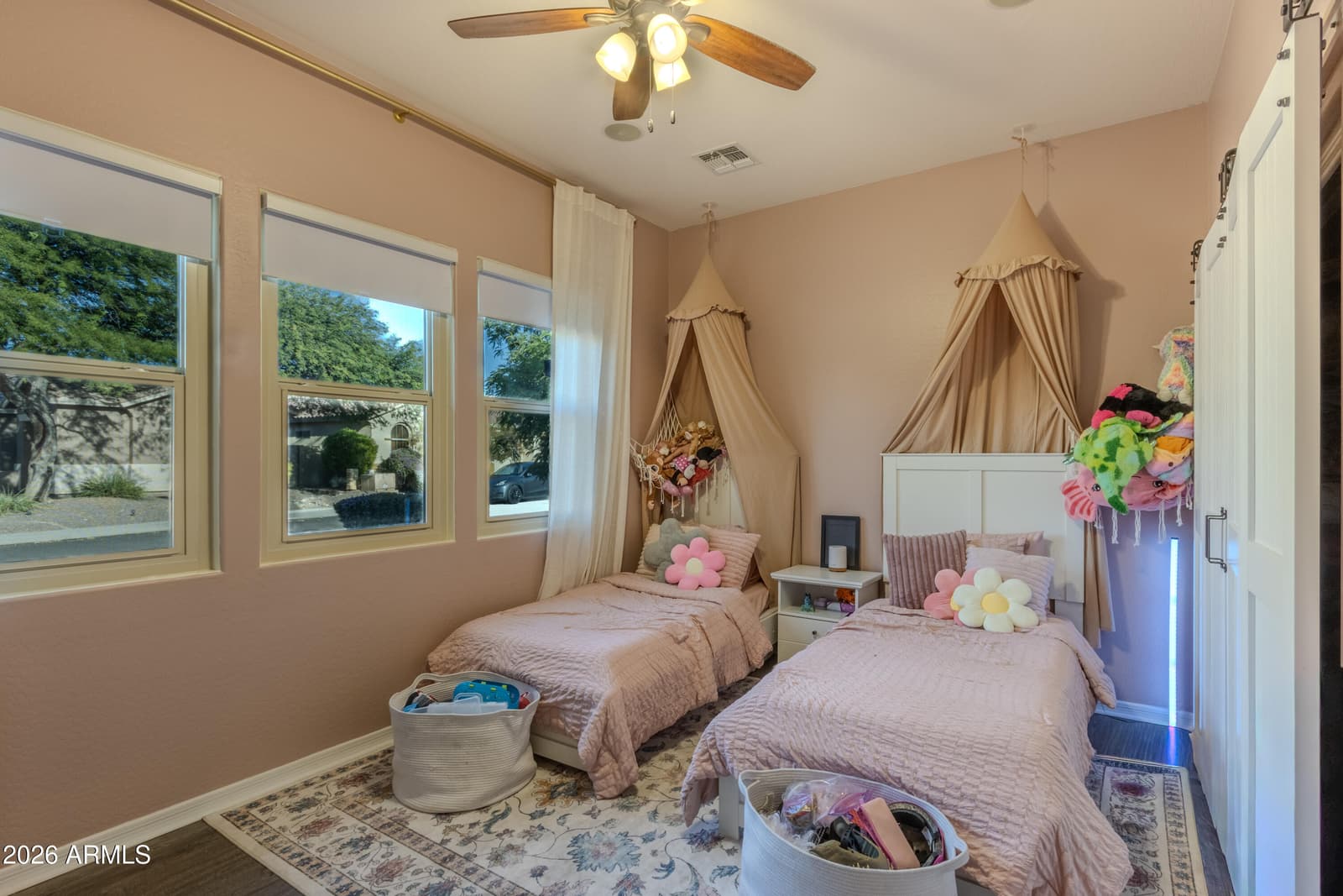 2422 W CLEARVIEW Trail, Anthem, AZ 85086 — photo 22 of 43