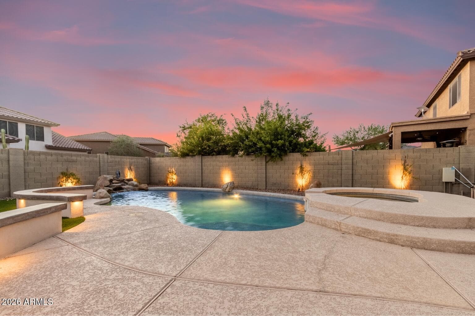 2422 W CLEARVIEW Trail, Anthem, AZ 85086 — photo 35 of 43