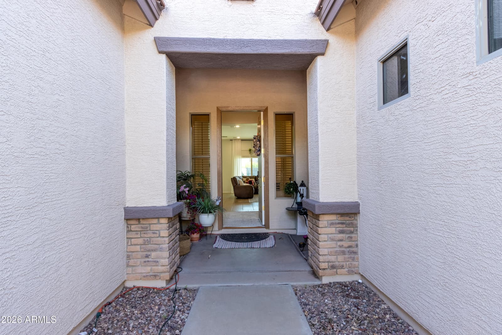 2422 W CLEARVIEW Trail, Anthem, AZ 85086 — photo 4 of 43