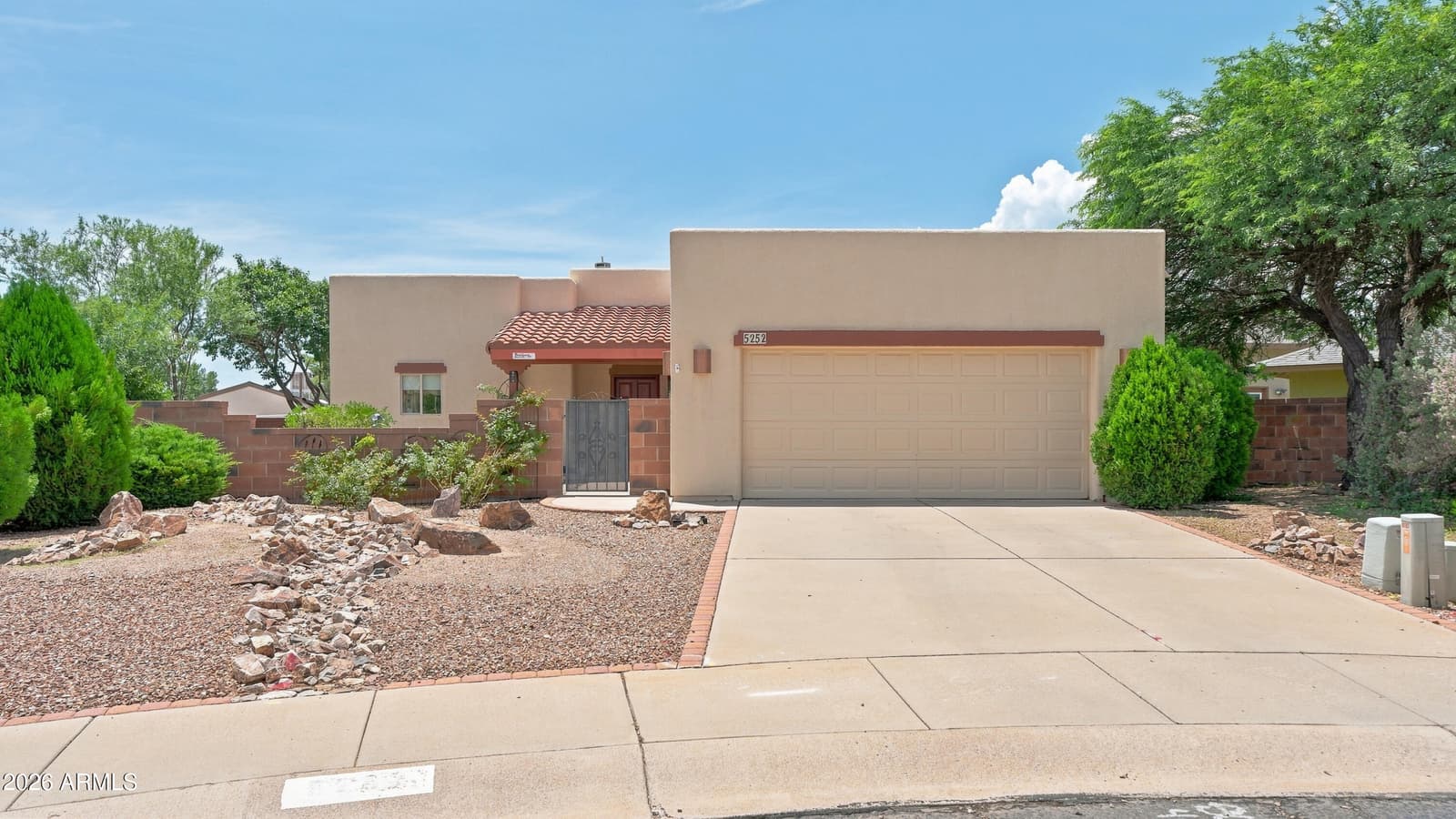 5252 Cedar Springs Drive, Sierra Vista, AZ 85635 — photo 1 of 20