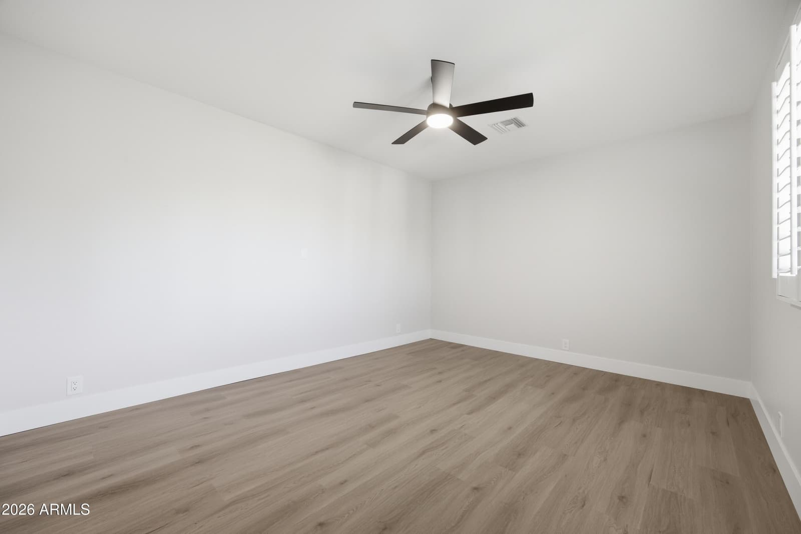 4928 E VIRGINIA Avenue, Phoenix, AZ 85008 — photo 33 of 41
