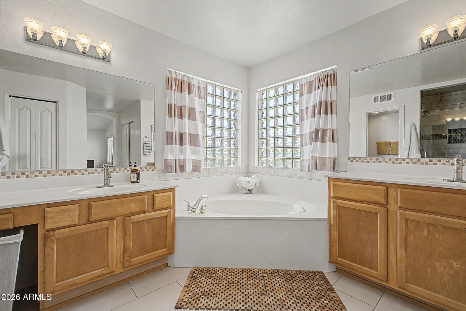 13444 N 13TH Street, Phoenix, AZ 85022 — photo 15 of 38