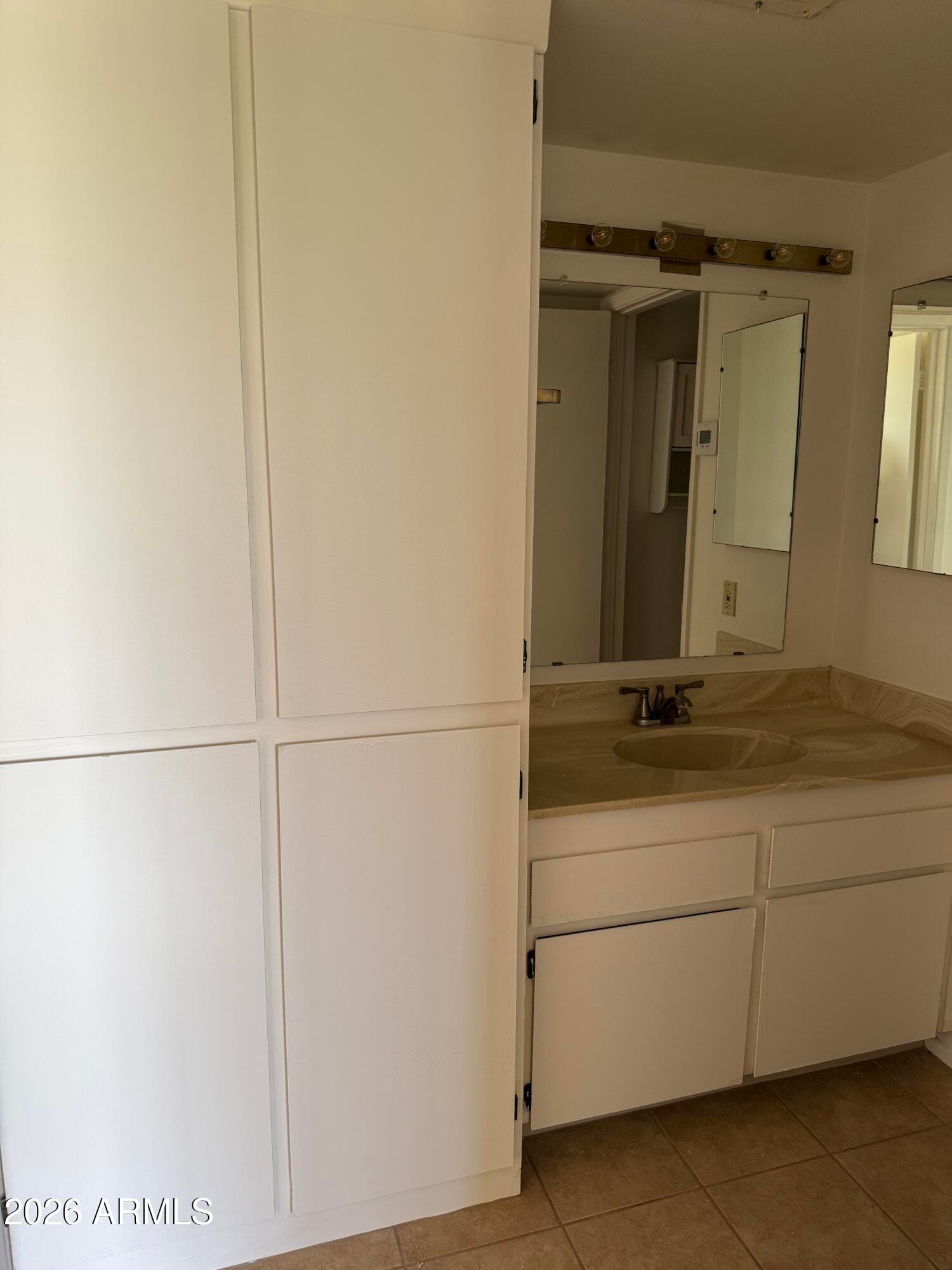 3033 E DEVONSHIRE Avenue 3013, Phoenix, AZ 85016 — photo 15 of 27