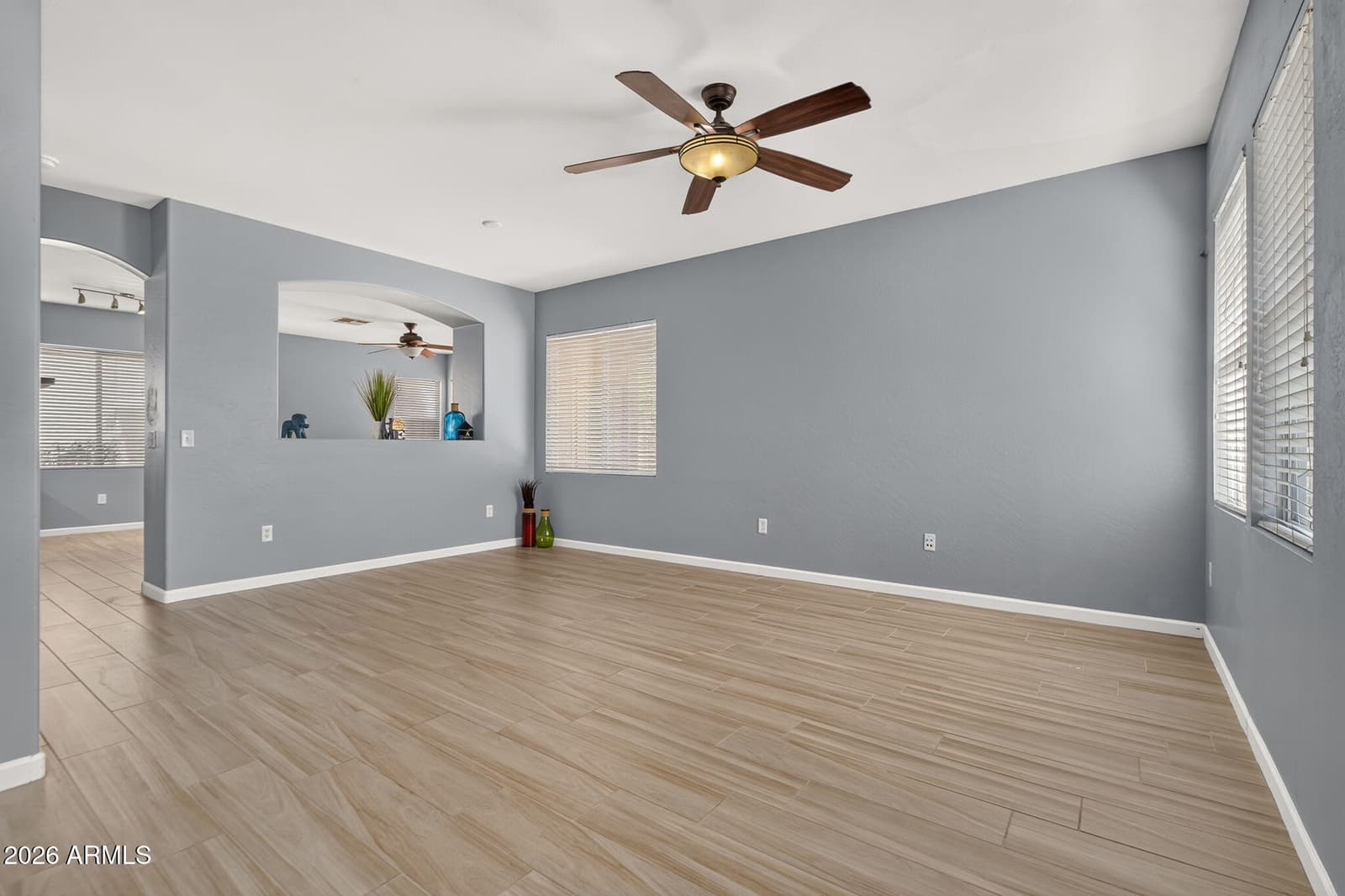 3014 W VILLA CASSANDRA Drive, Phoenix, AZ 85086 — photo 4 of 35