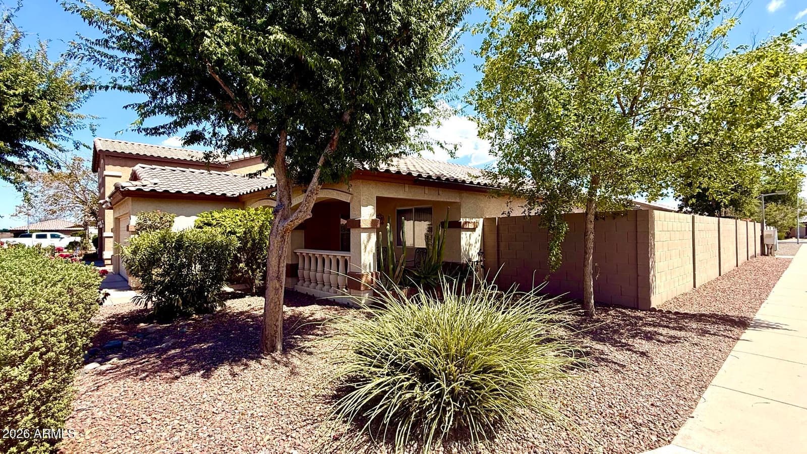 7129 W TORONTO Way, Phoenix, AZ 85043 — photo 2 of 43