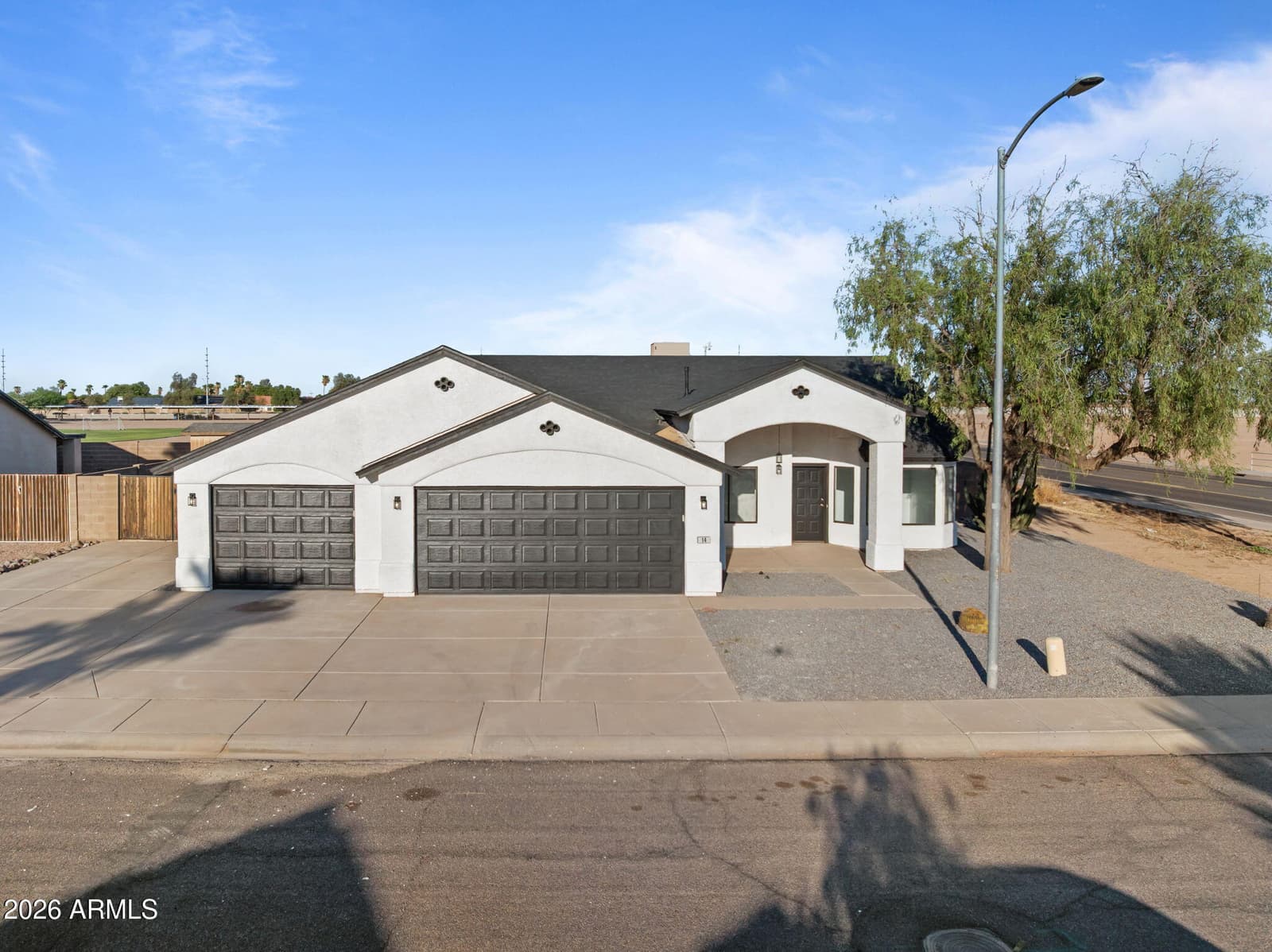 14 N KIMBERLY Drive, Casa Grande, AZ 85122 — photo 2 of 49