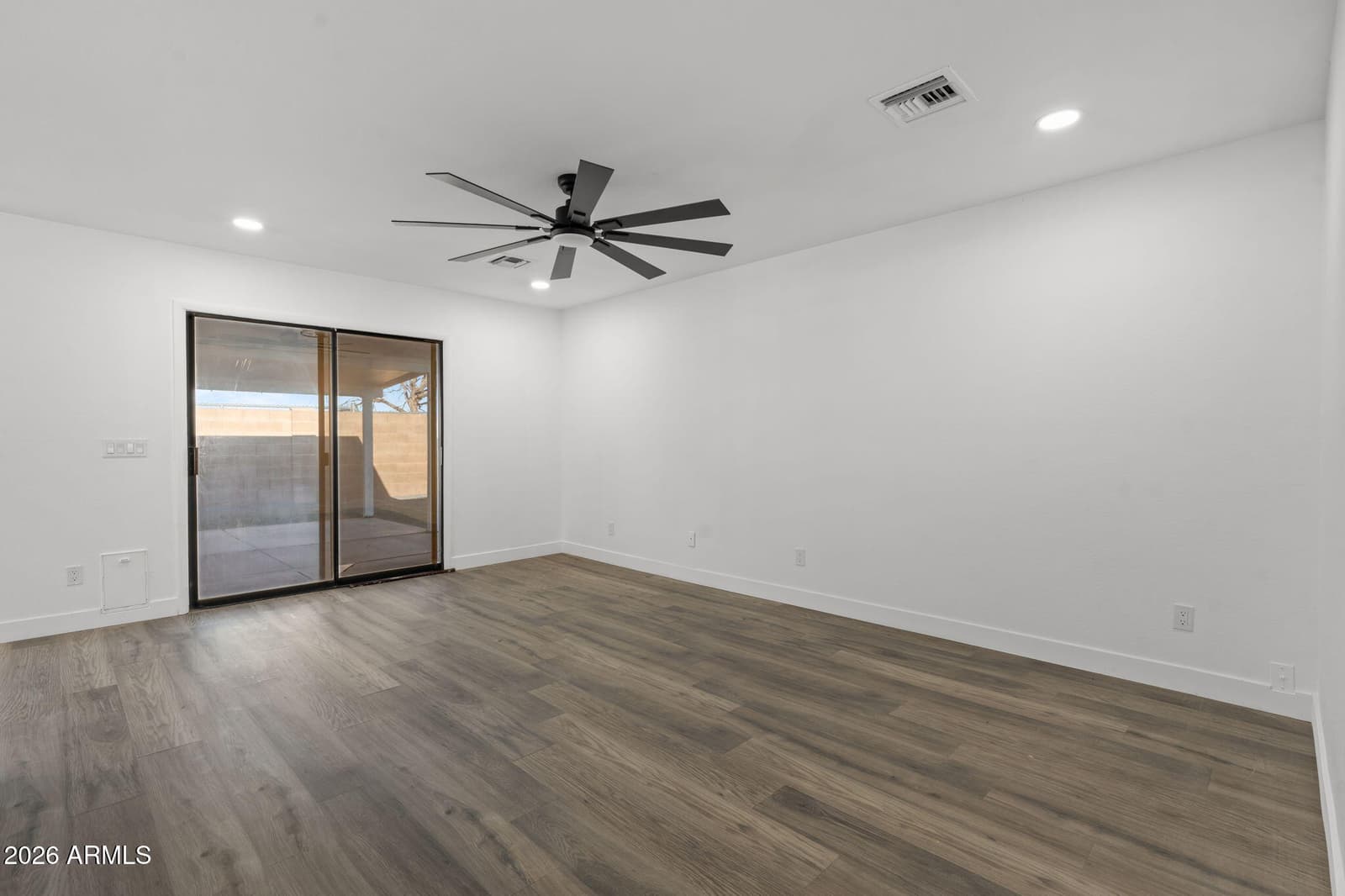 14 N KIMBERLY Drive, Casa Grande, AZ 85122 — photo 11 of 49