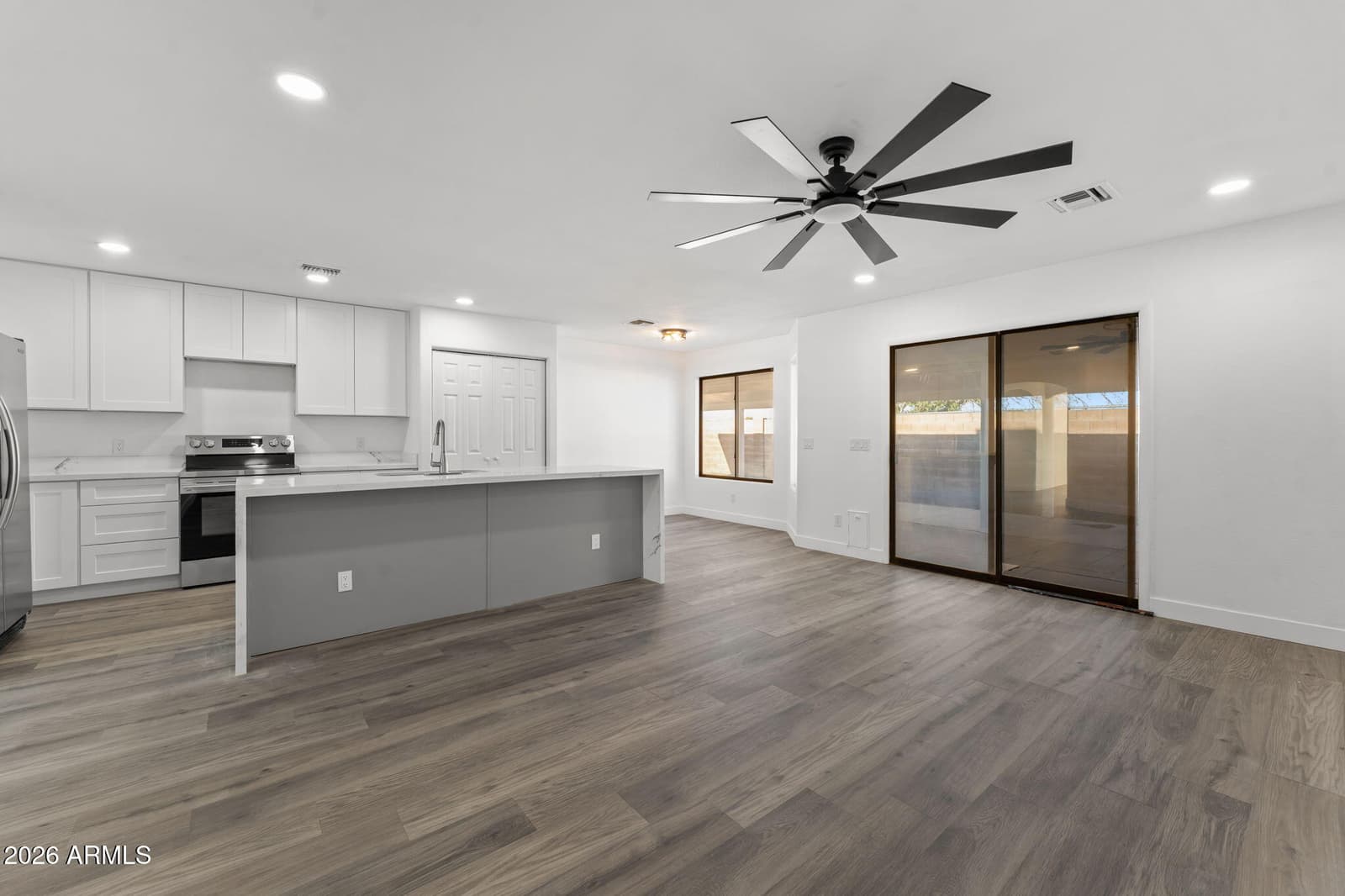 14 N KIMBERLY Drive, Casa Grande, AZ 85122 — photo 14 of 49