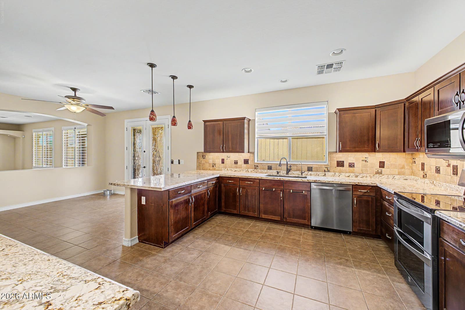 17940 W DESERT Lane, Surprise, AZ 85388 — photo 10 of 41