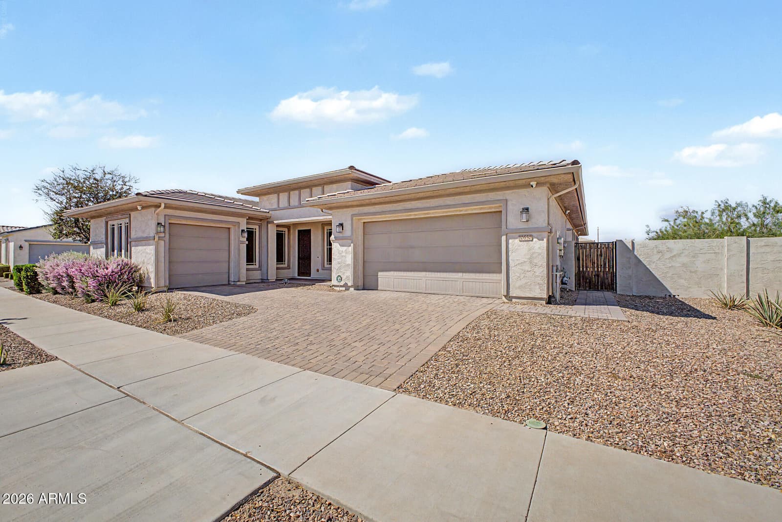 10650 E TRILLIUM Avenue, Mesa, AZ 85212 — photo 9 of 43