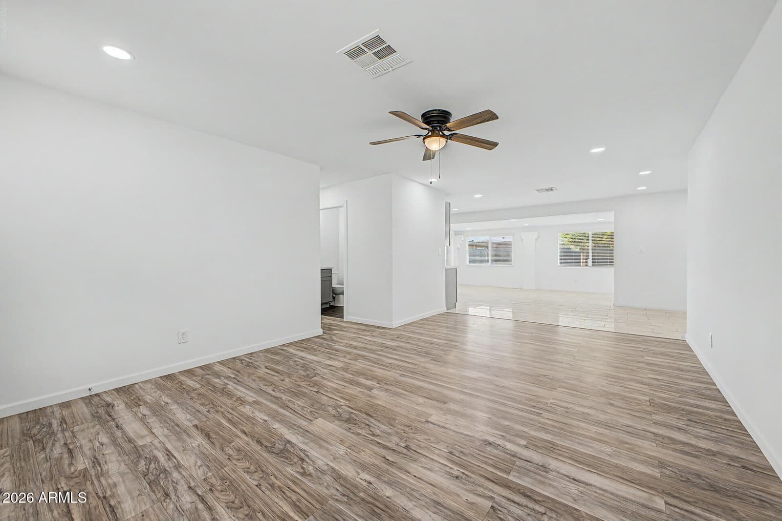 6340 W AVALON Drive, Phoenix, AZ 85033 — photo 8 of 44