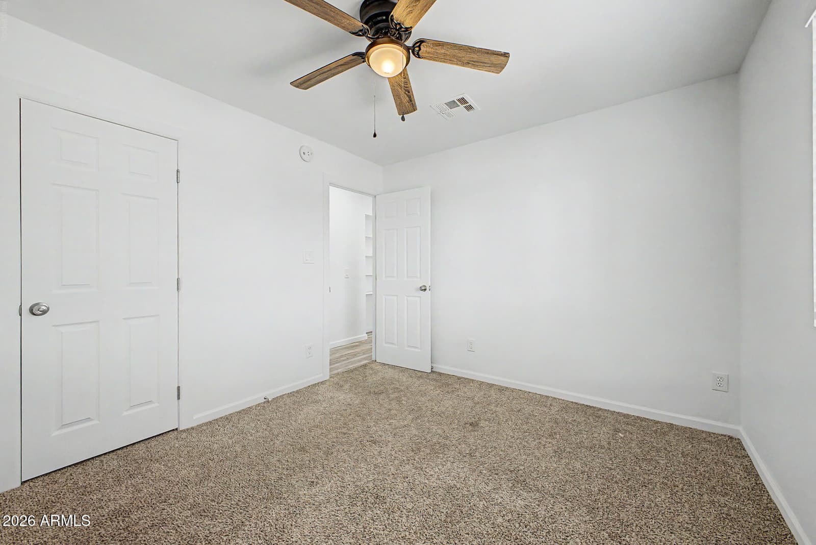 6340 W AVALON Drive, Phoenix, AZ 85033 — photo 16 of 44