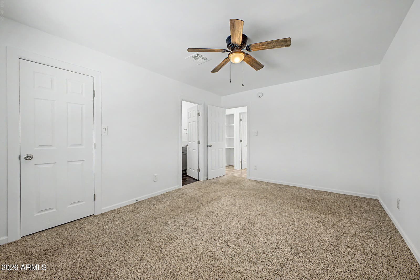 6340 W AVALON Drive, Phoenix, AZ 85033 — photo 20 of 44
