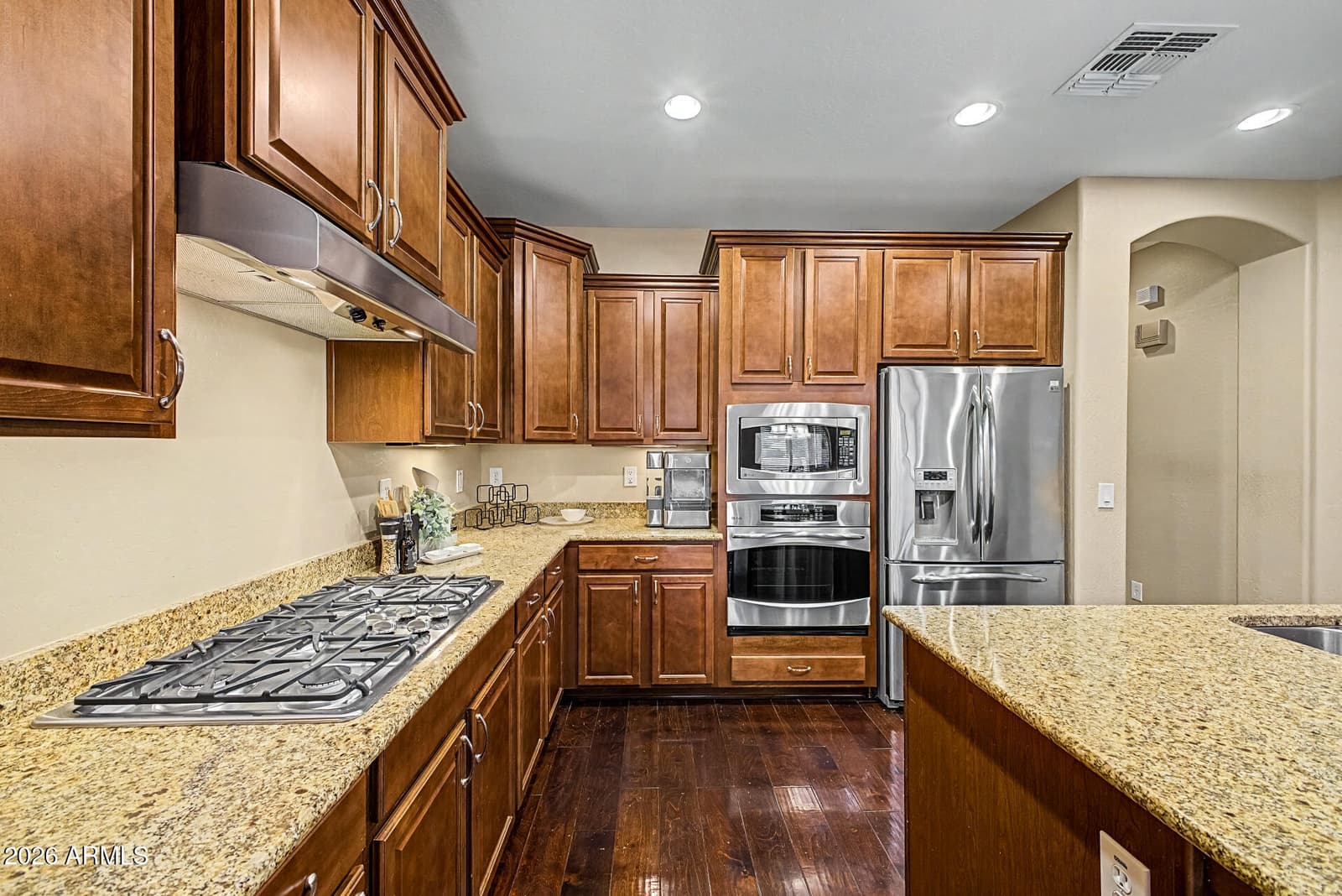 2526 E TONTO Drive, Gilbert, AZ 85298 — photo 15 of 40