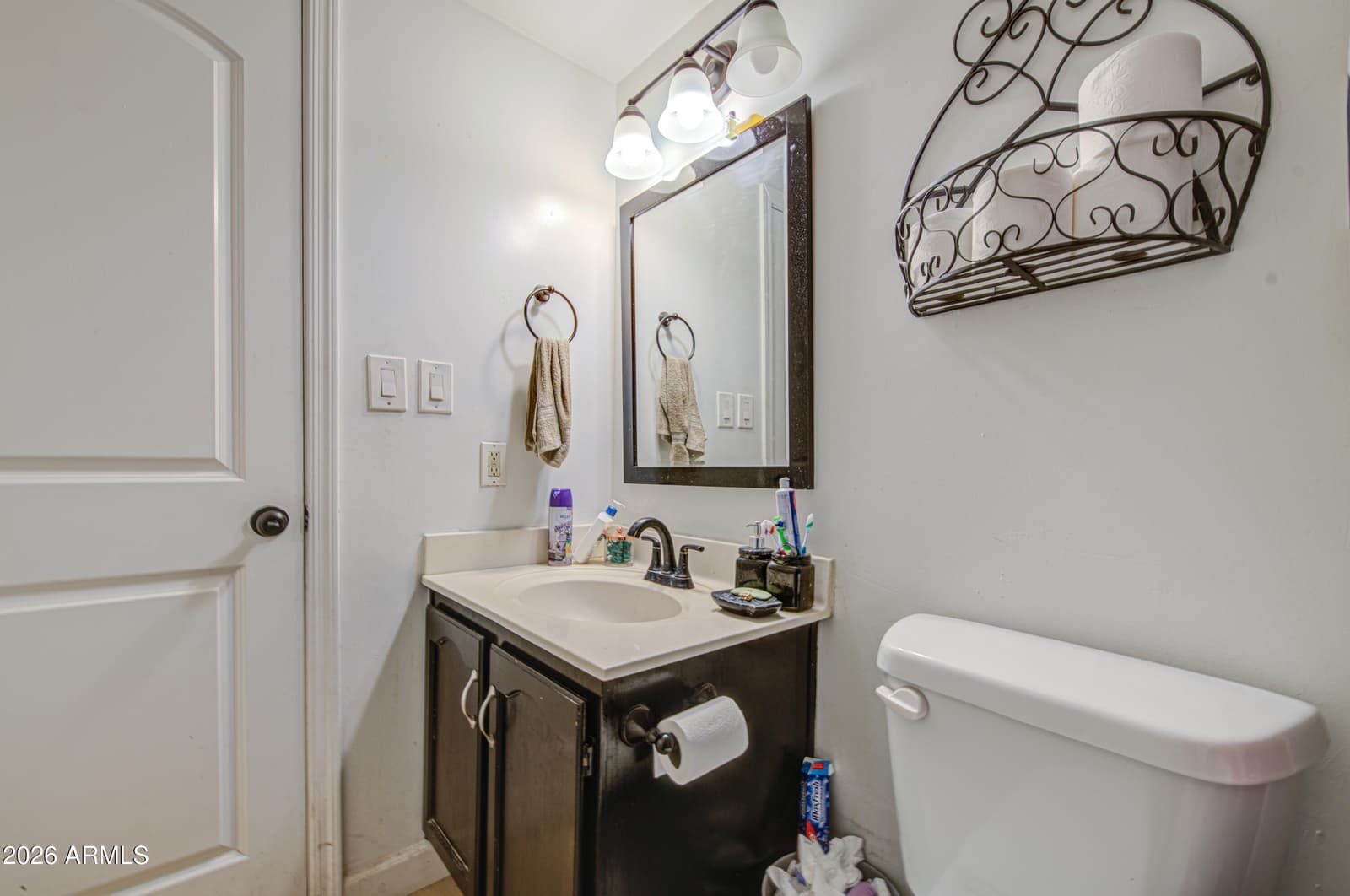 8939 W SELLS Drive, Phoenix, AZ 85037 — photo 32 of 34