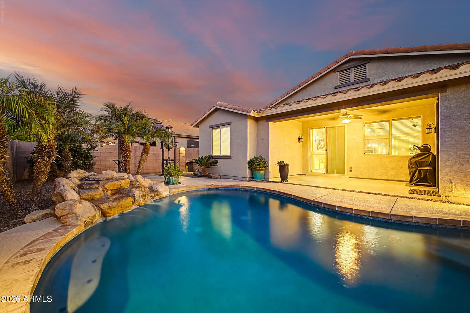 2526 E TONTO Drive, Gilbert, AZ 85298 — photo 35 of 40