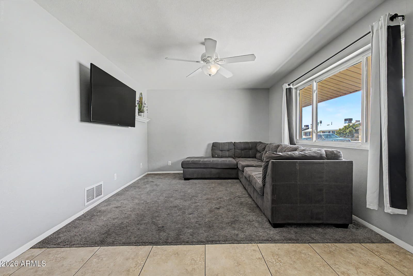 3349 W COLUMBINE Drive, Phoenix, AZ 85029 — photo 6 of 26