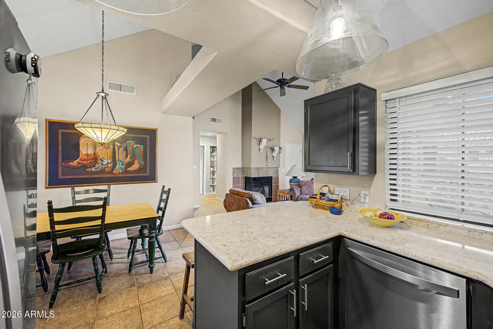 1001 N PASADENA 101, Mesa, AZ 85201 — photo 8 of 33
