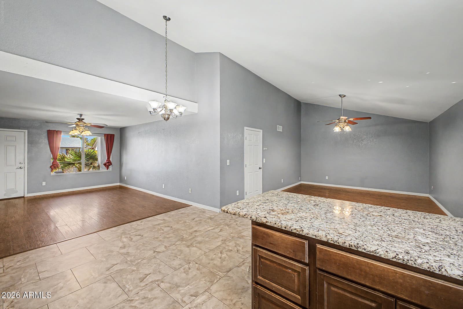 4109 W ASTER Drive, Phoenix, AZ 85029 — photo 11 of 27