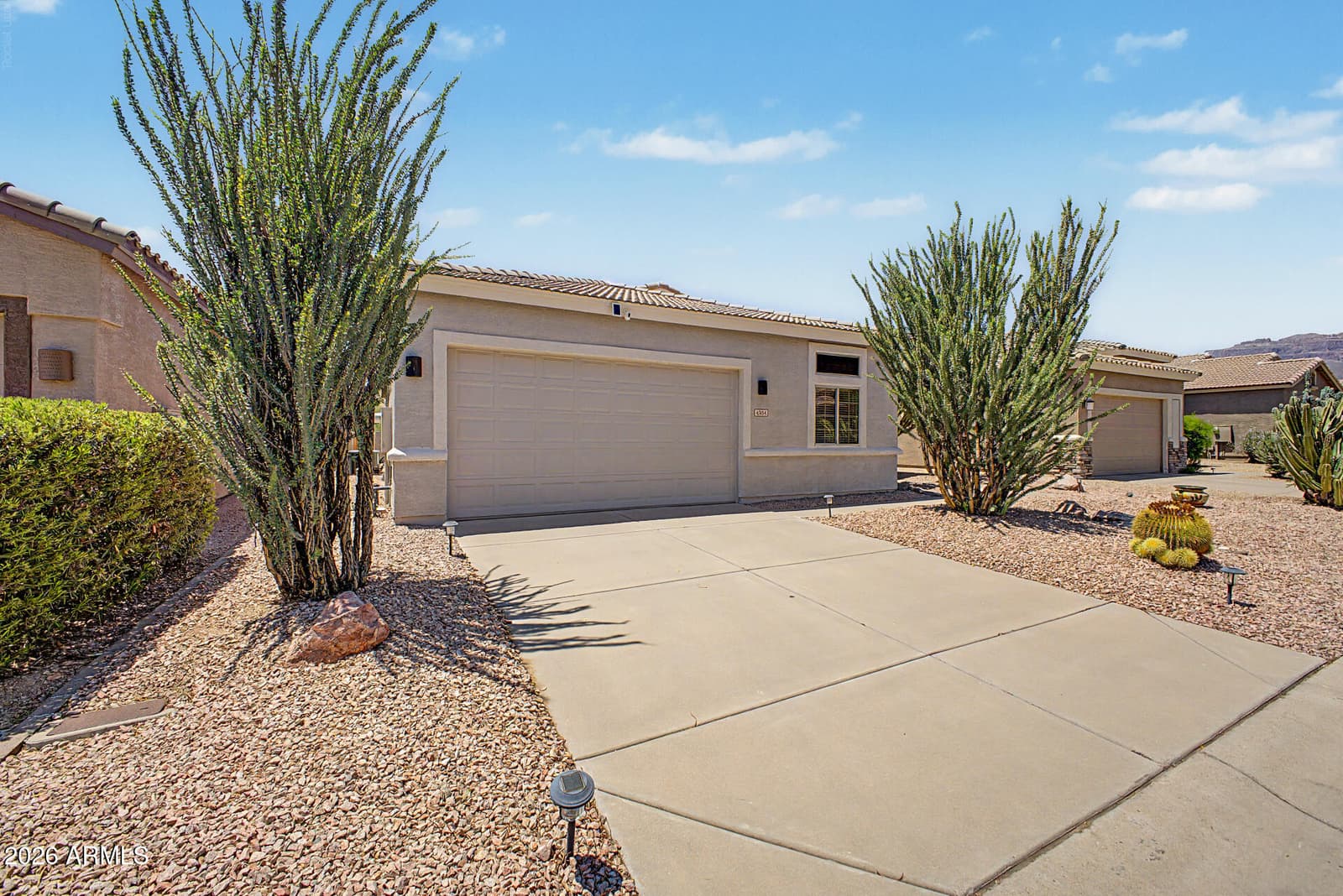 4334 S STRONG BOX Road, Gold Canyon, AZ 85118 — photo 6 of 41