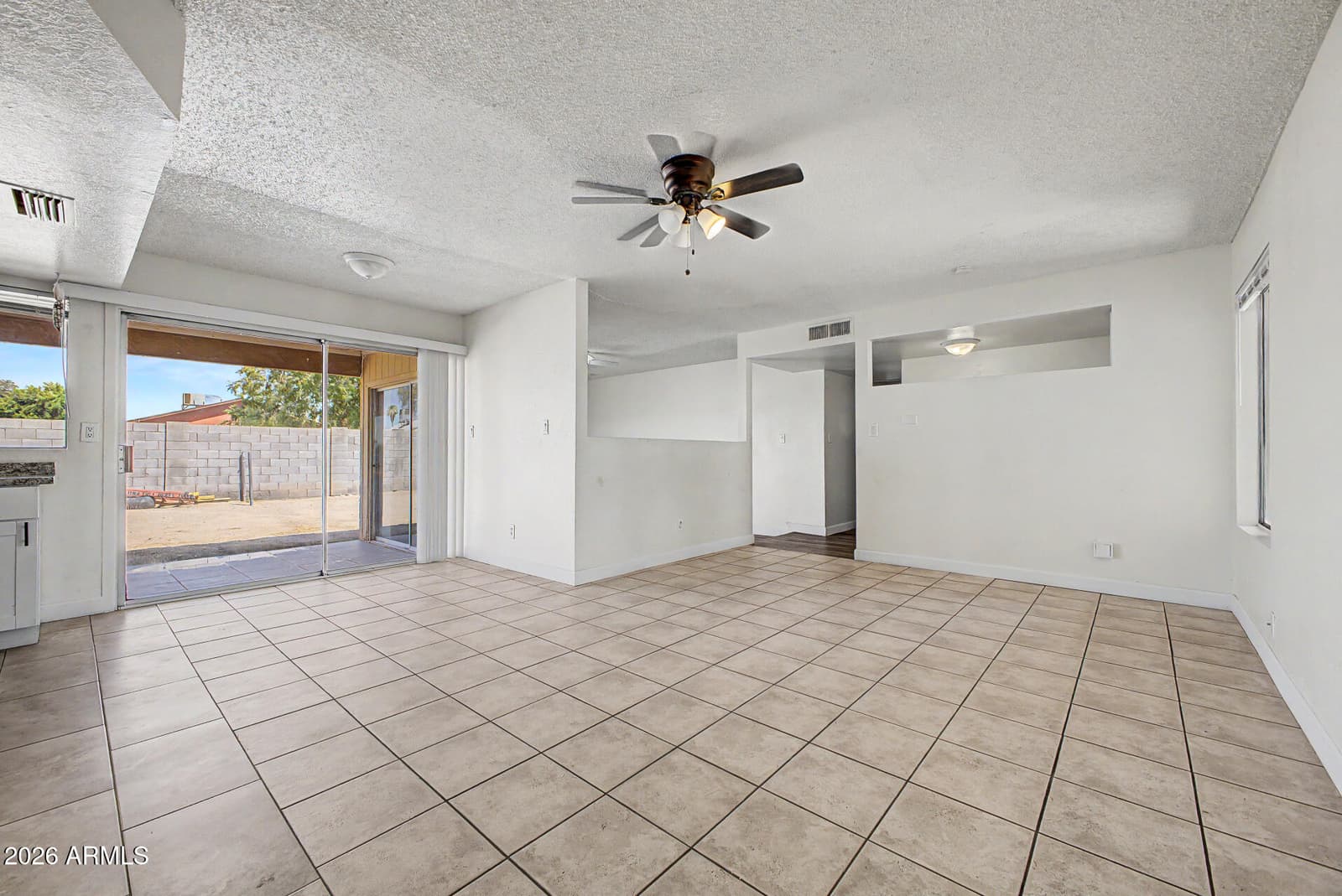 4447 N 77TH Drive, Phoenix, AZ 85033 — photo 8 of 25