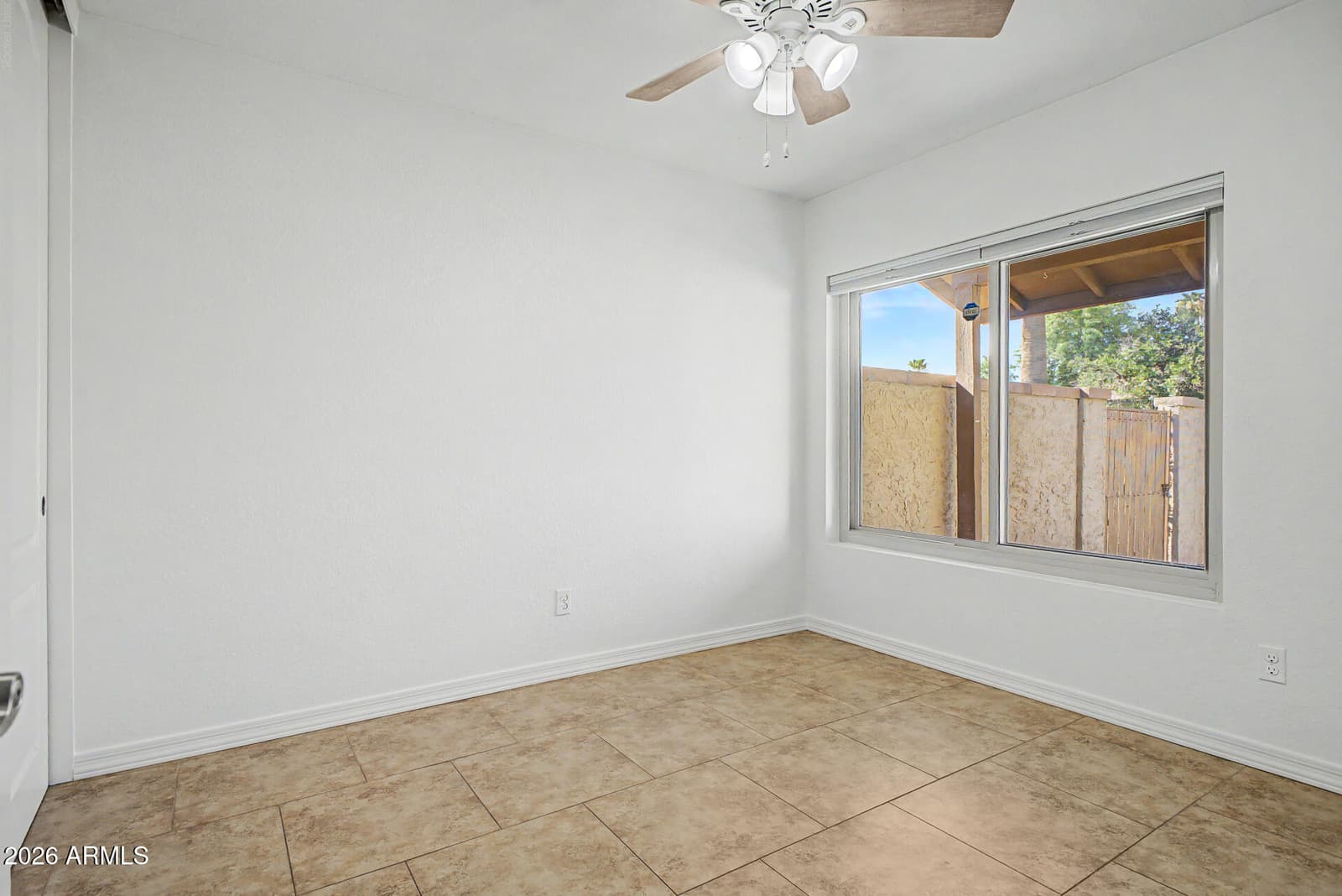 14852 N 24TH Drive 13, Phoenix, AZ 85023 — photo 16 of 29